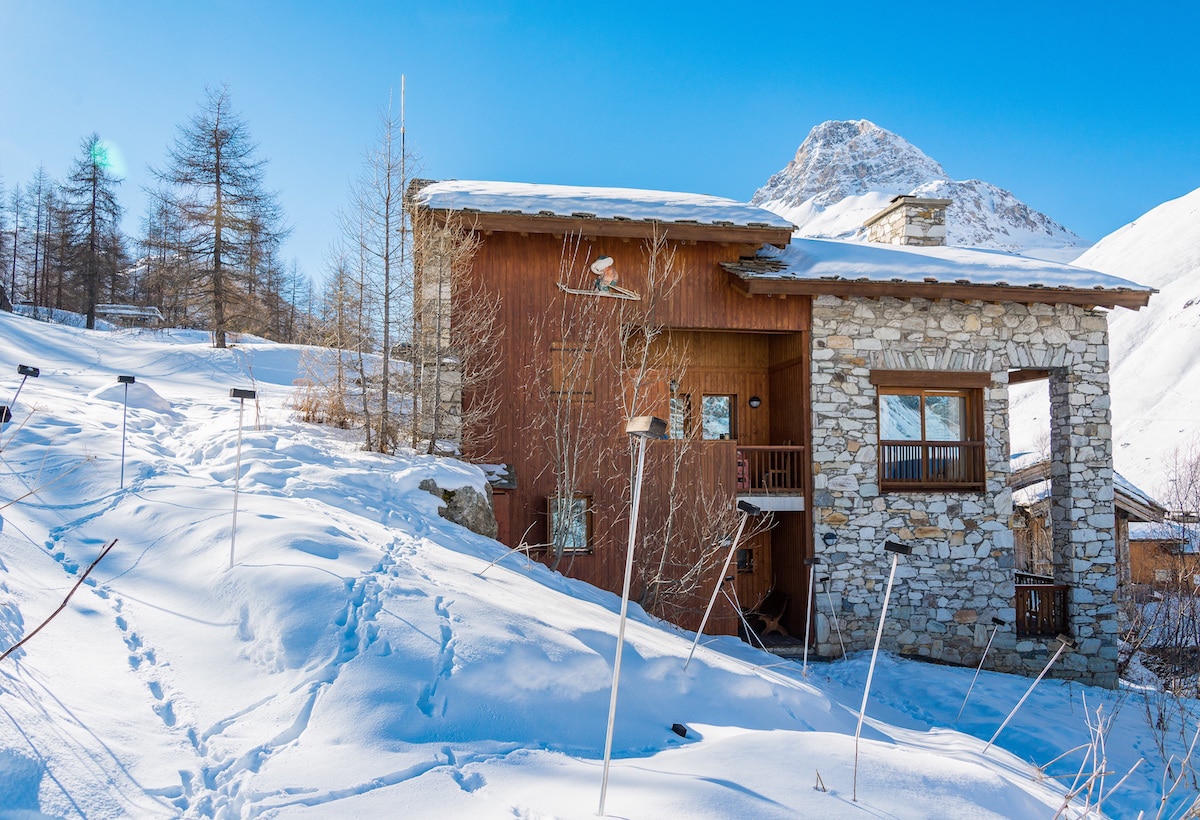 Chalet Image