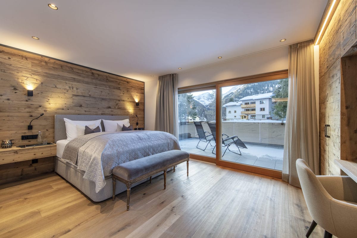 Chalet Image