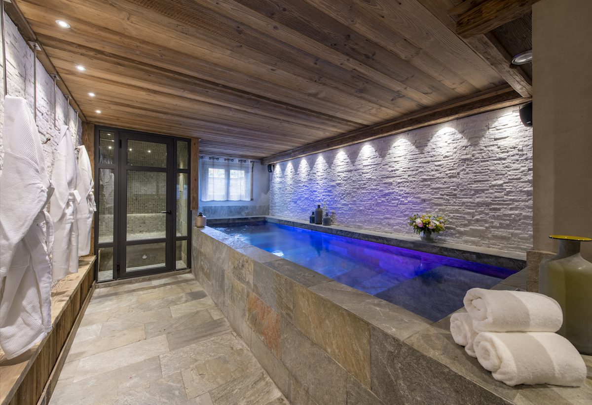 Chalet Image