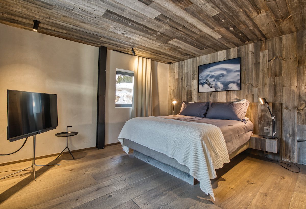 Chalet Image